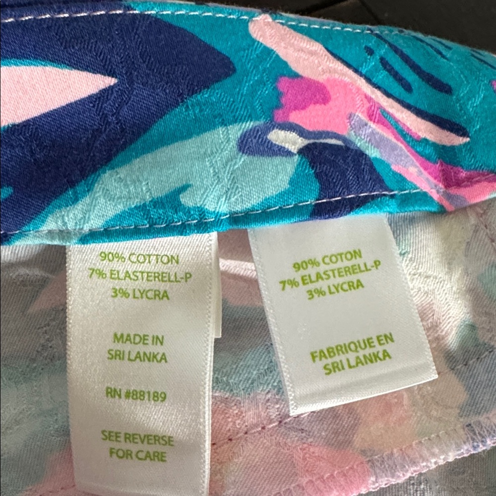 Like new- Lilly Pulitzer pants - Picture 3 of 7